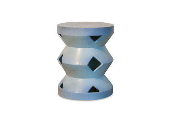 sidetable_primary_porcelain_hollow_zigzag